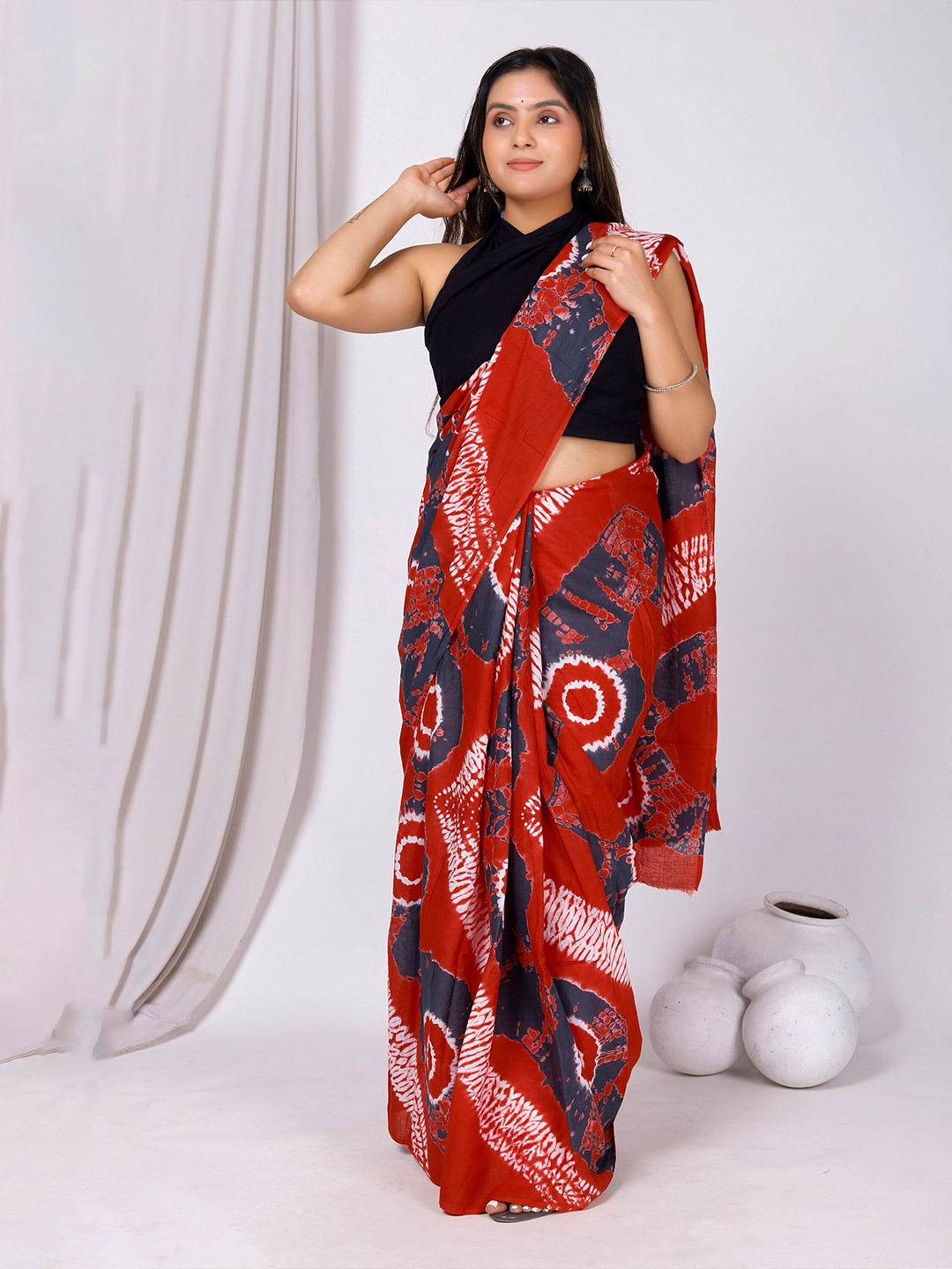 

Sanganeri Print Tie and Dye Pure Cotton Bagru Saree, Red