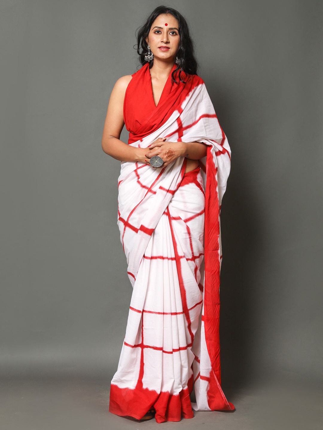 

JAIPURI BLOCK PRINT Checked Pure Cotton Bagru Saree, Red