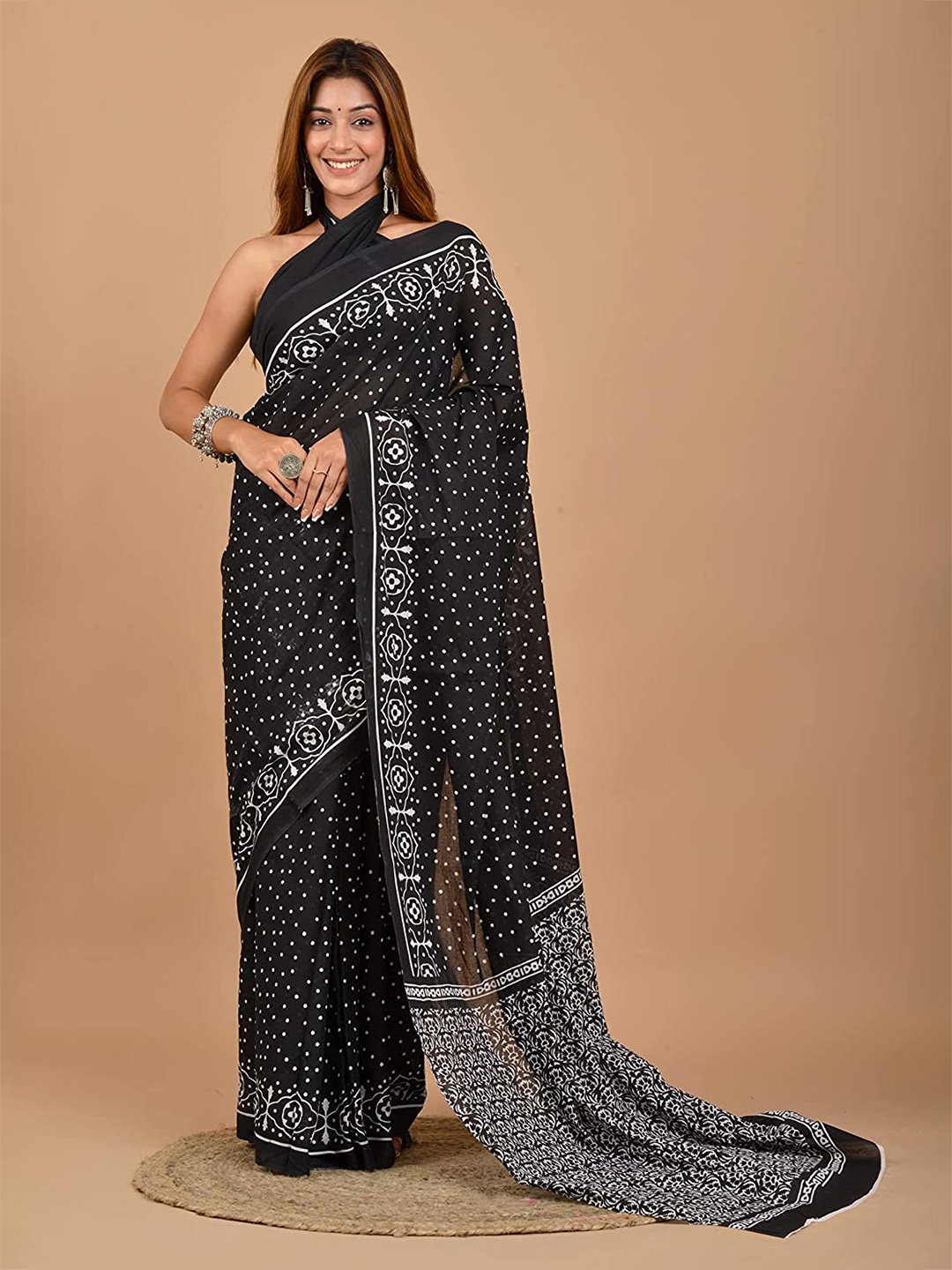 

JAIPURI BLOCK PRINT Polka Dot Printed Pure Cotton Mulmul Block Print Saree, Black