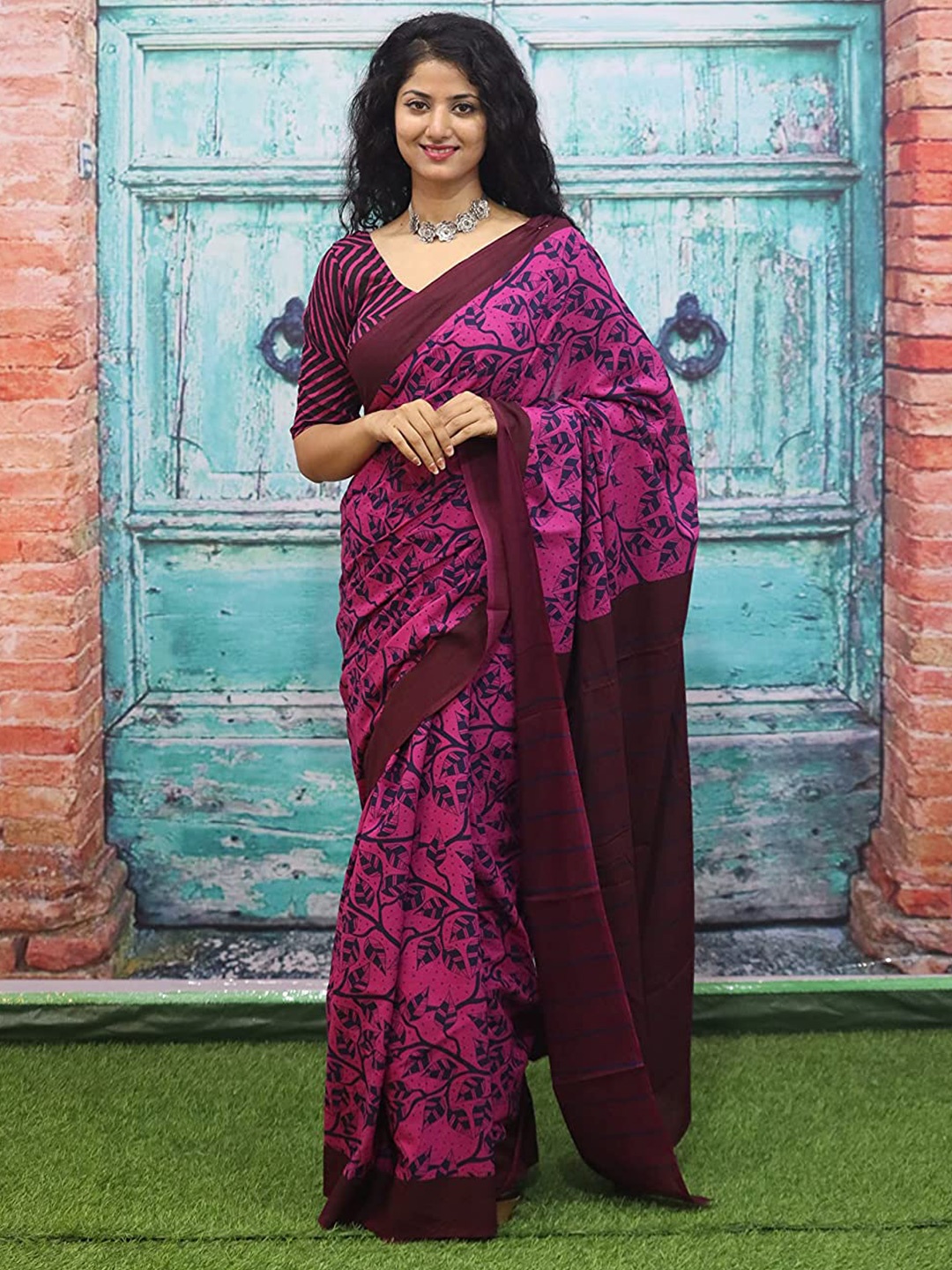 

JAIPURI BLOCK PRINT Floral Pure Cotton Mulmul Block Print Saree, Pink