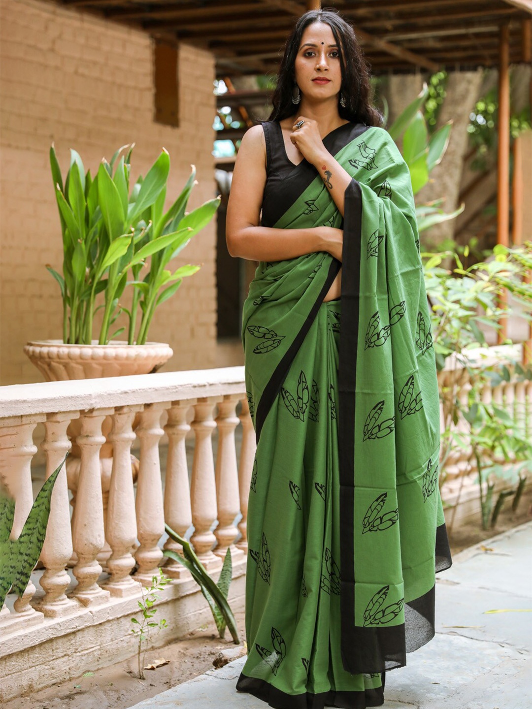 

JAIPURI BLOCK PRINT Tropical Pure Cotton Mulmul Block Print Saree, Green