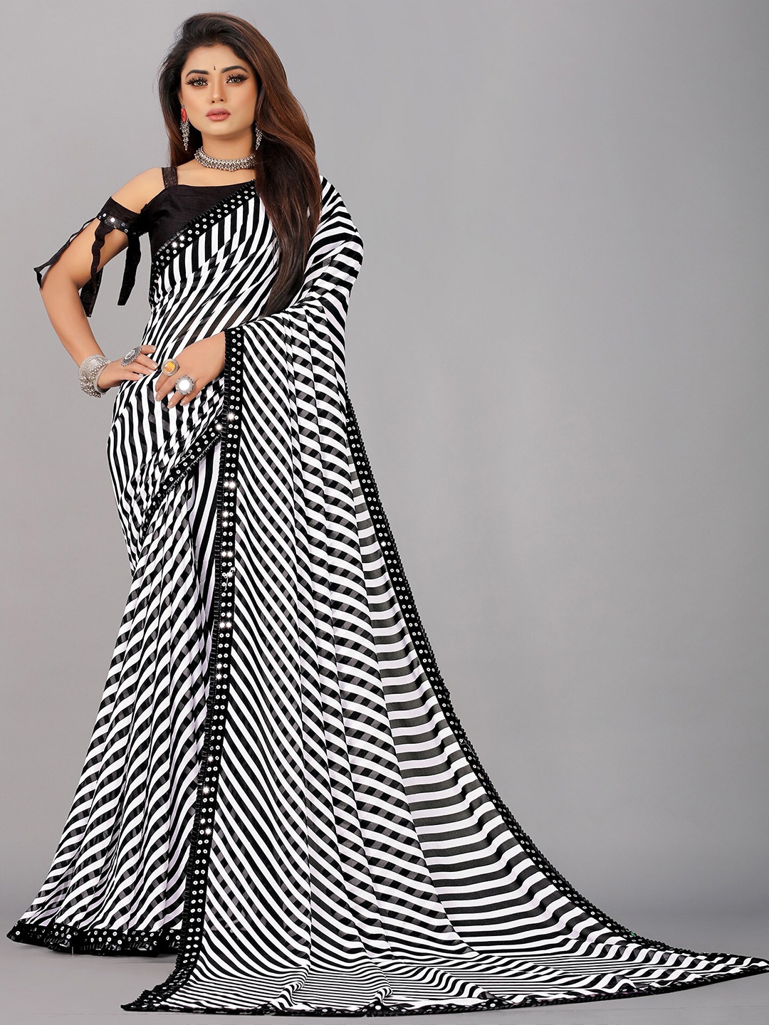 

Reeta Fashion Striped Zari Pure Georgette Lace Saree, Black