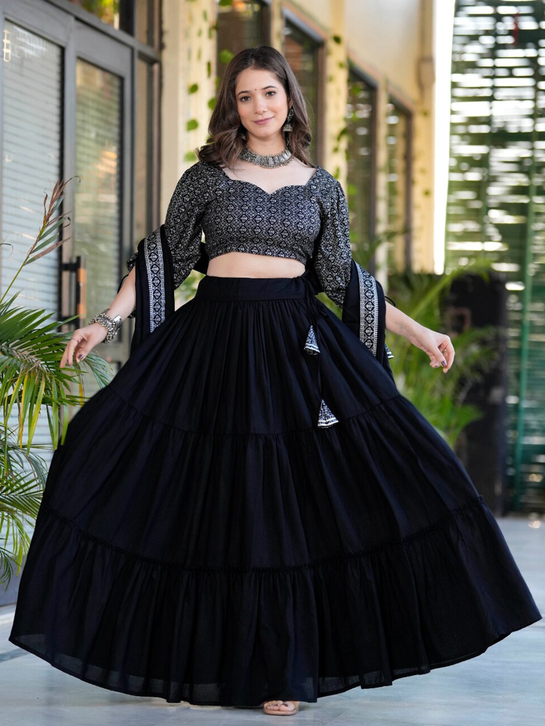 

Chandbaali Ethnic Motifs Printed Ready To Wear Lehenga & Blouse With Dupatta, Black