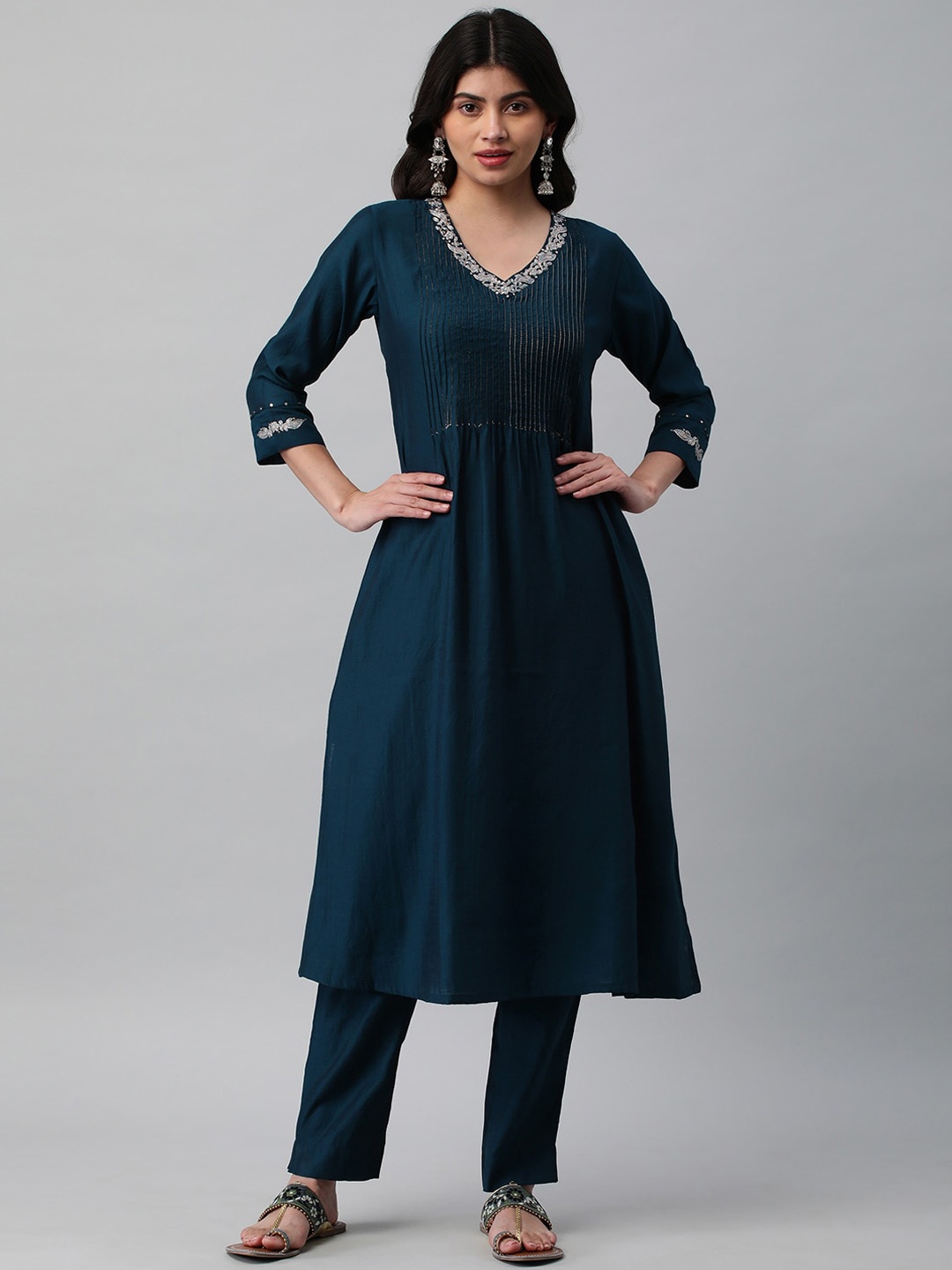 

KAMI KUBI Yoke Design Embellished V-Neck Anarkali Kurta, Blue
