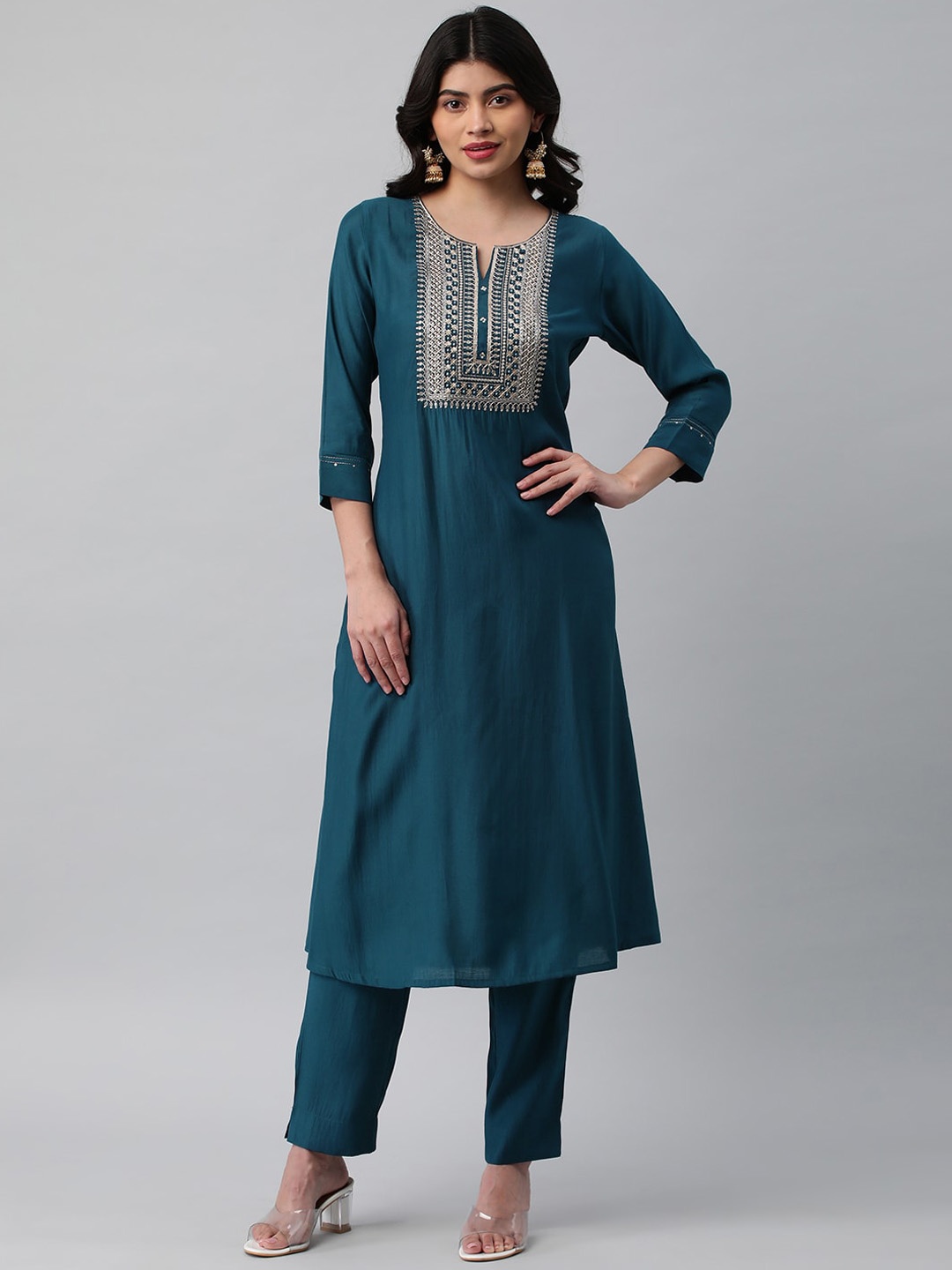 

KAMI KUBI Geometric Yoke Design Notch Neck Zari A-Line Kurta, Blue