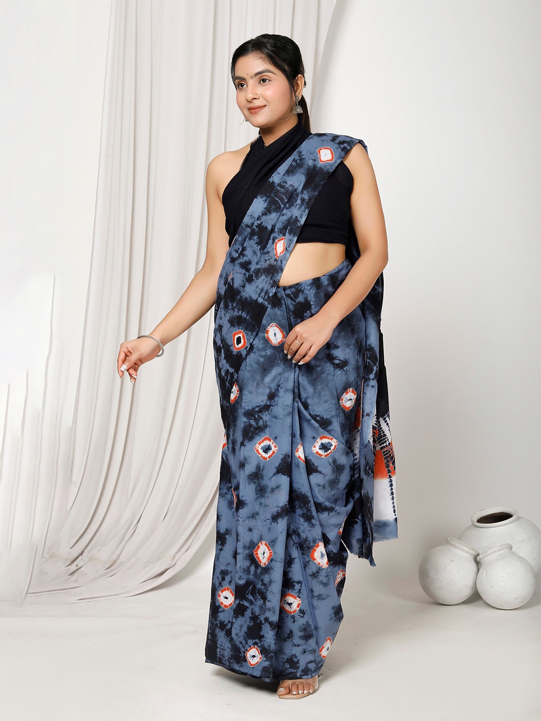 

JAIPURI BLOCK PRINT Tie and Dye Mulmul Cotton Bagru Saree, Grey