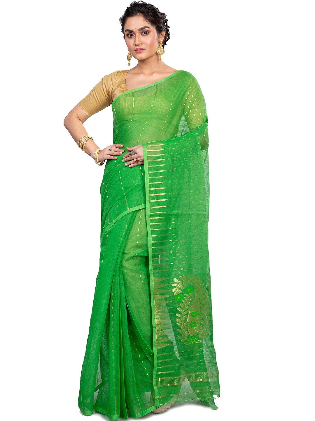 

PuJoy Woven Design Zari Jamdani Saree, Green