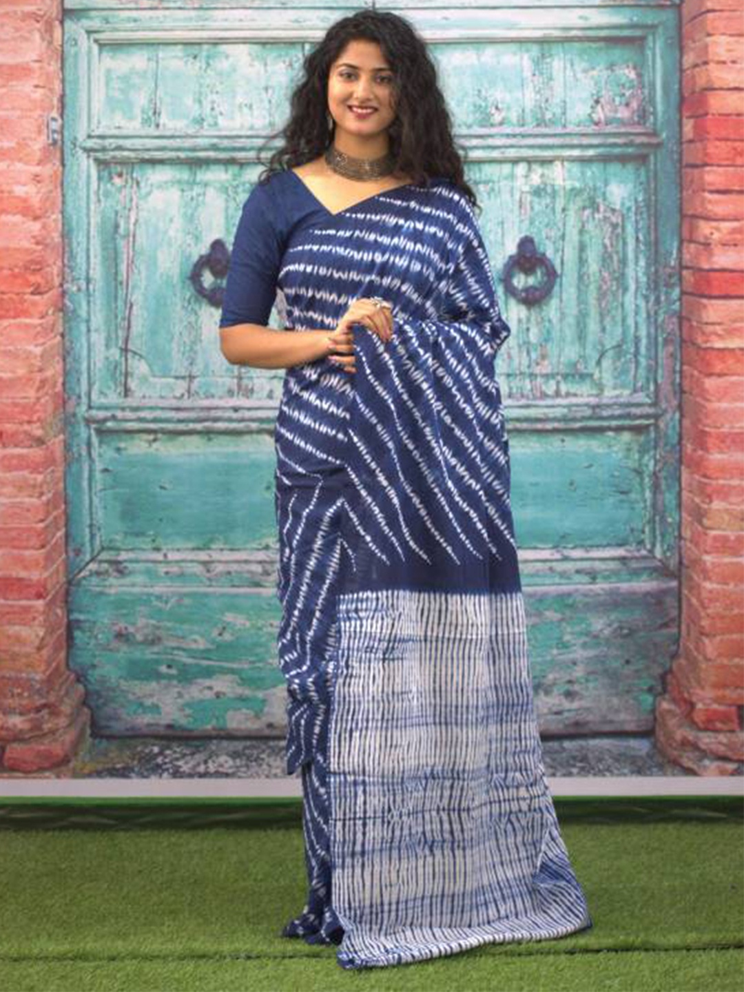 

JAIPURI BLOCK PRINT Leheriya Pure Cotton Bagru Saree, Blue