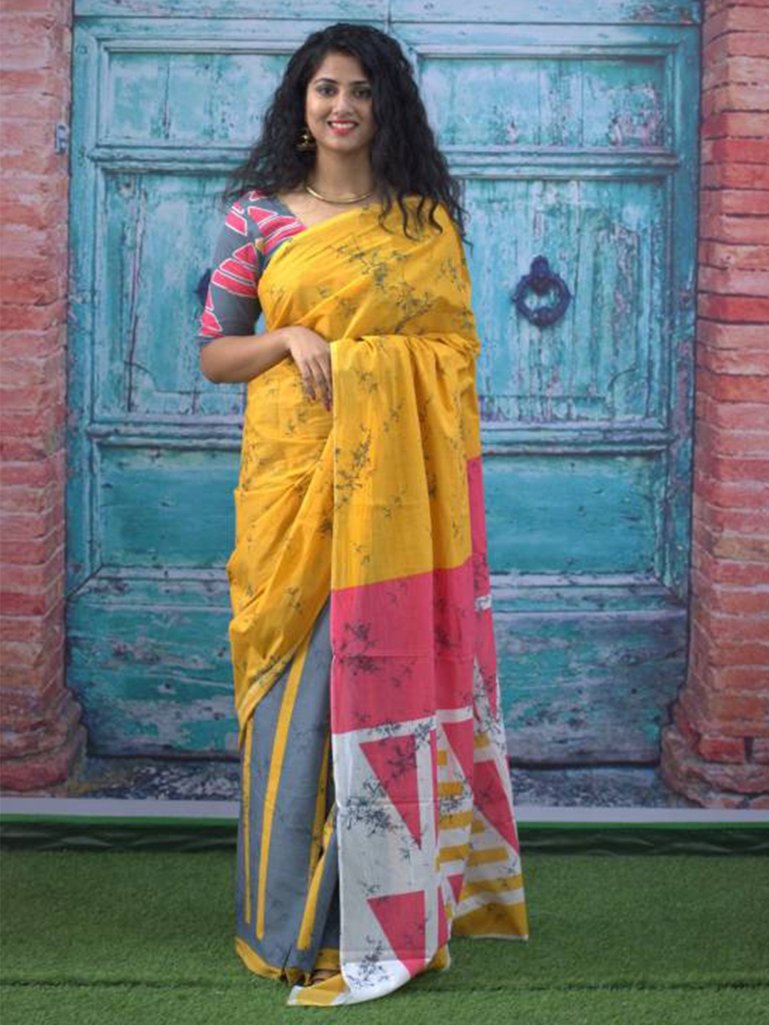 

JAIPURI BLOCK PRINT Pure Cotton Bandhani Saree, Yellow