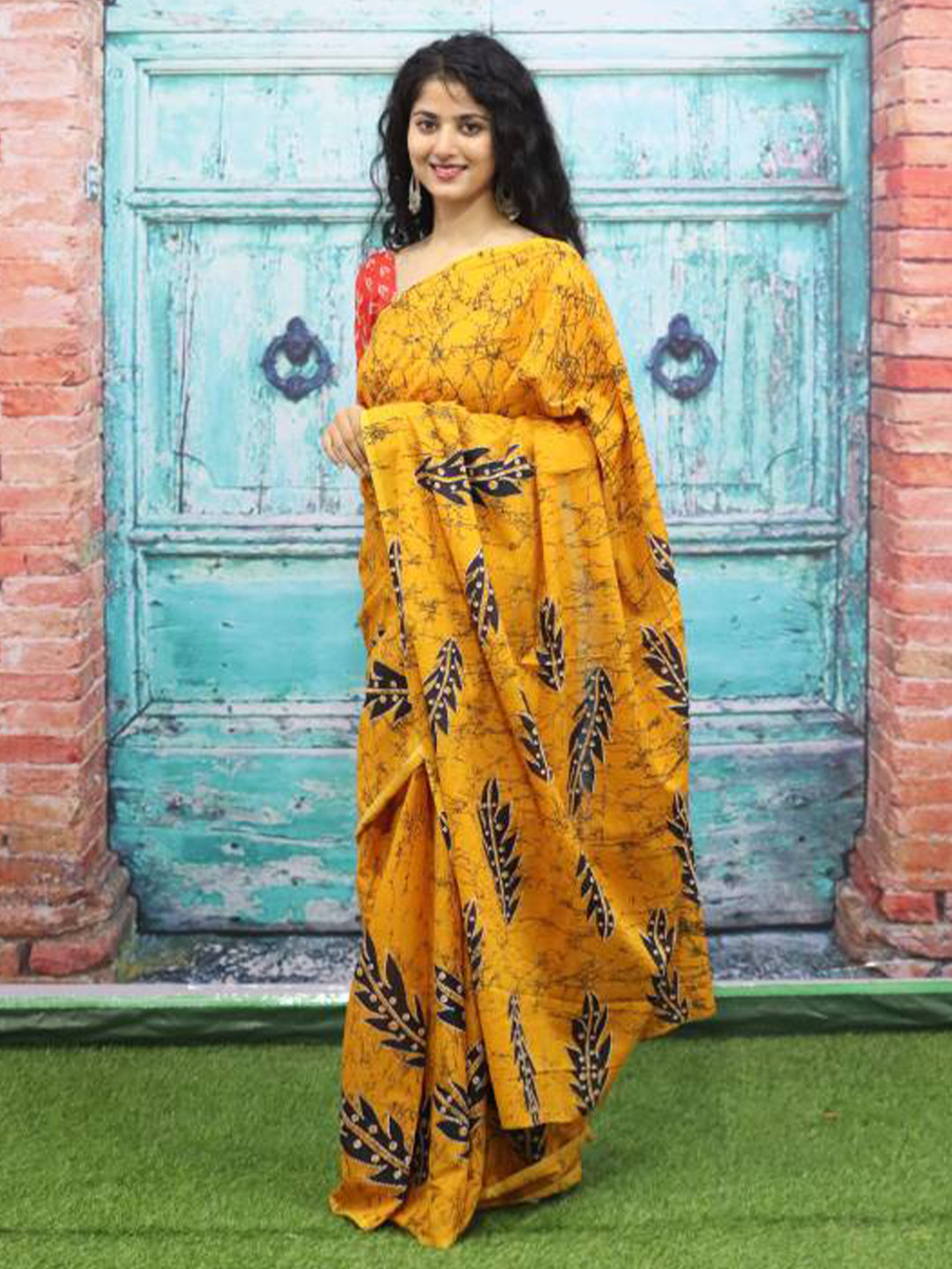 

JAIPURI BLOCK PRINT Pure Cotton Bagru Saree, Yellow