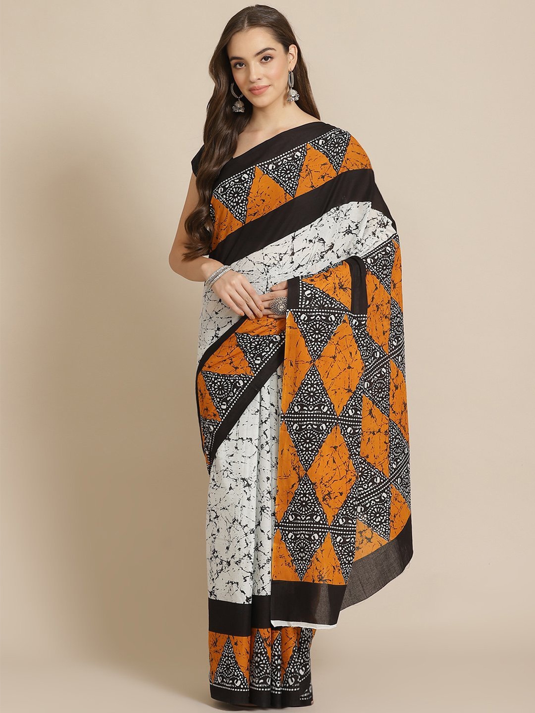 

JAIPURI BLOCK PRINT Batik Block Printed Saree, White