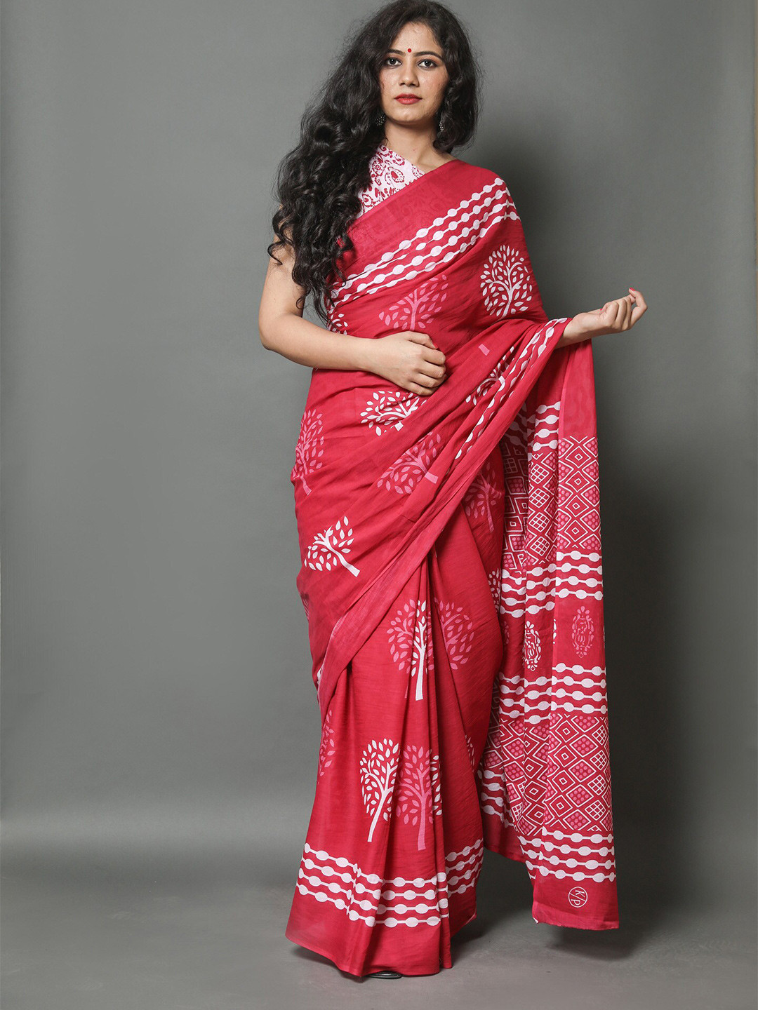 

JAIPURI BLOCK PRINT Floral Pure Cotton Block Print Saree, Red