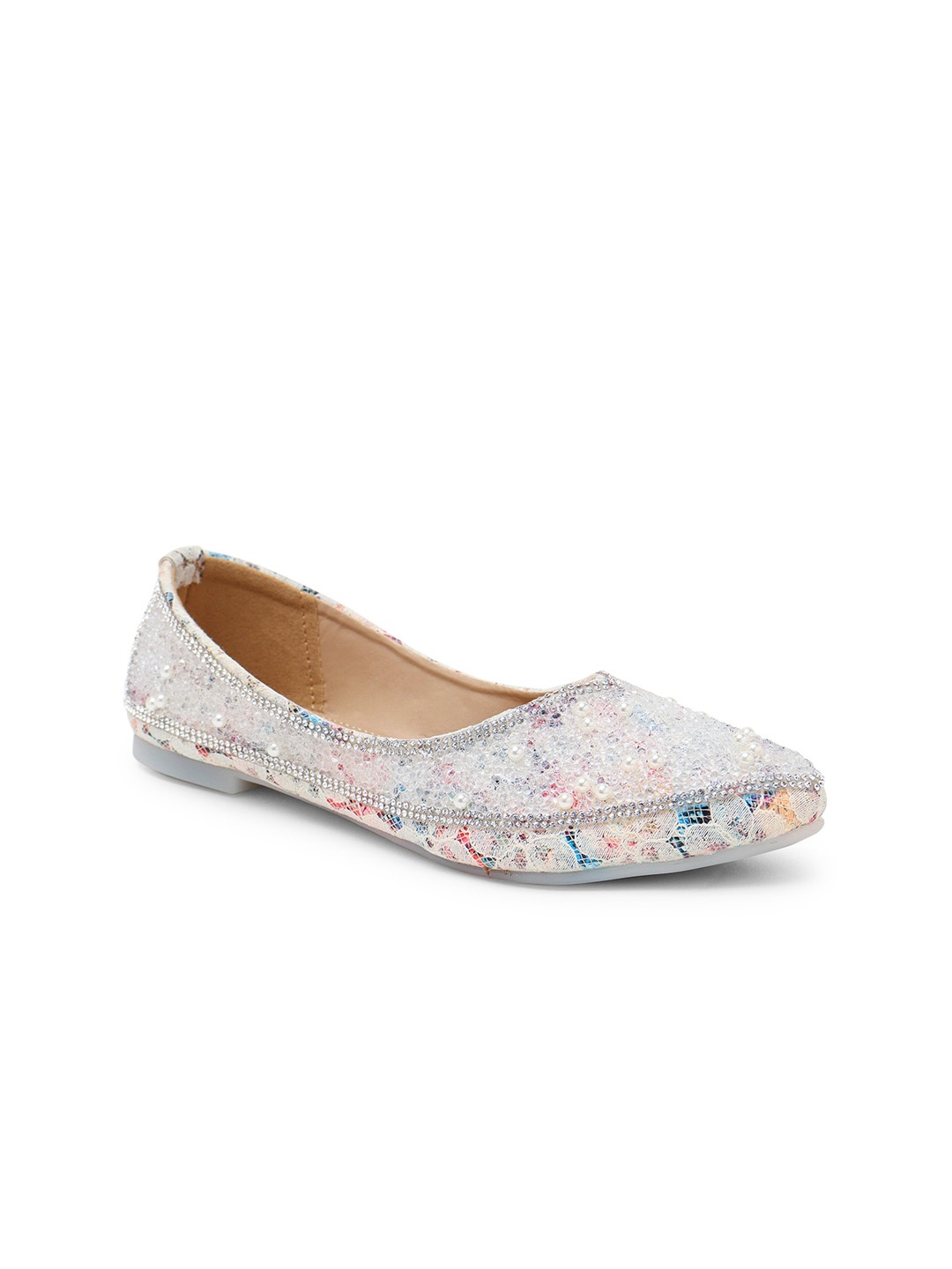 

Ta Chic Printed Round Toe Ballerinas, White