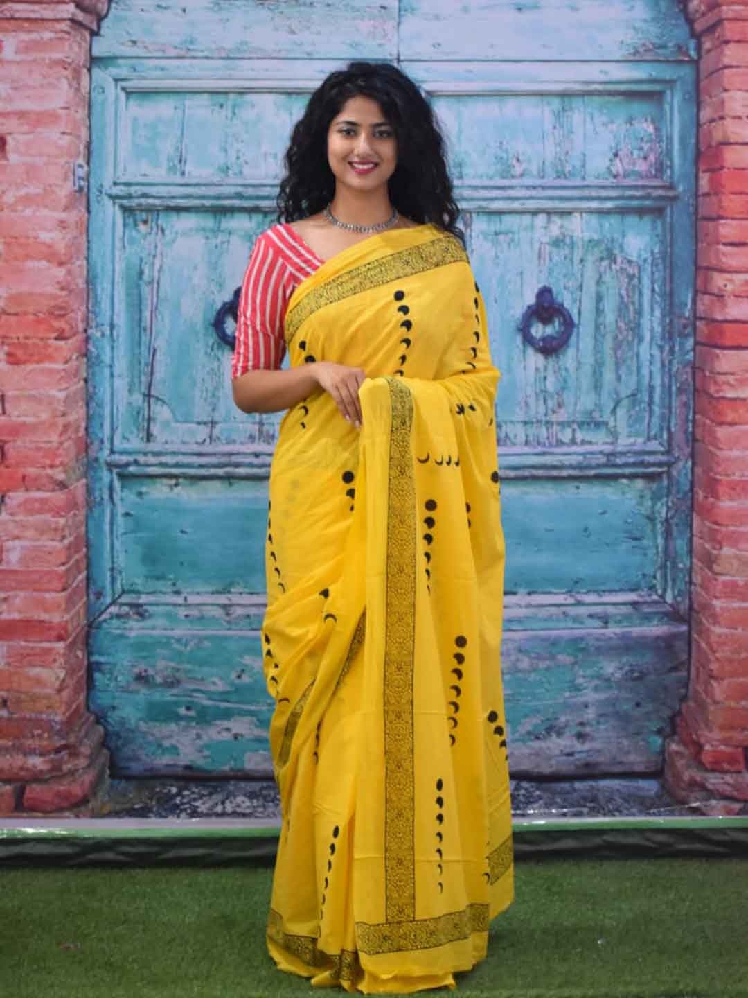 

JAIPURI BLOCK PRINT Pure Cotton Bagru Saree, Yellow