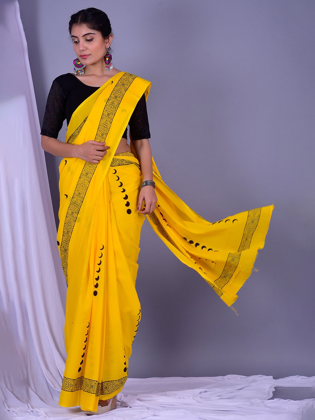 

JAIPURI BLOCK PRINT Pure Cotton Bagru Saree, Yellow