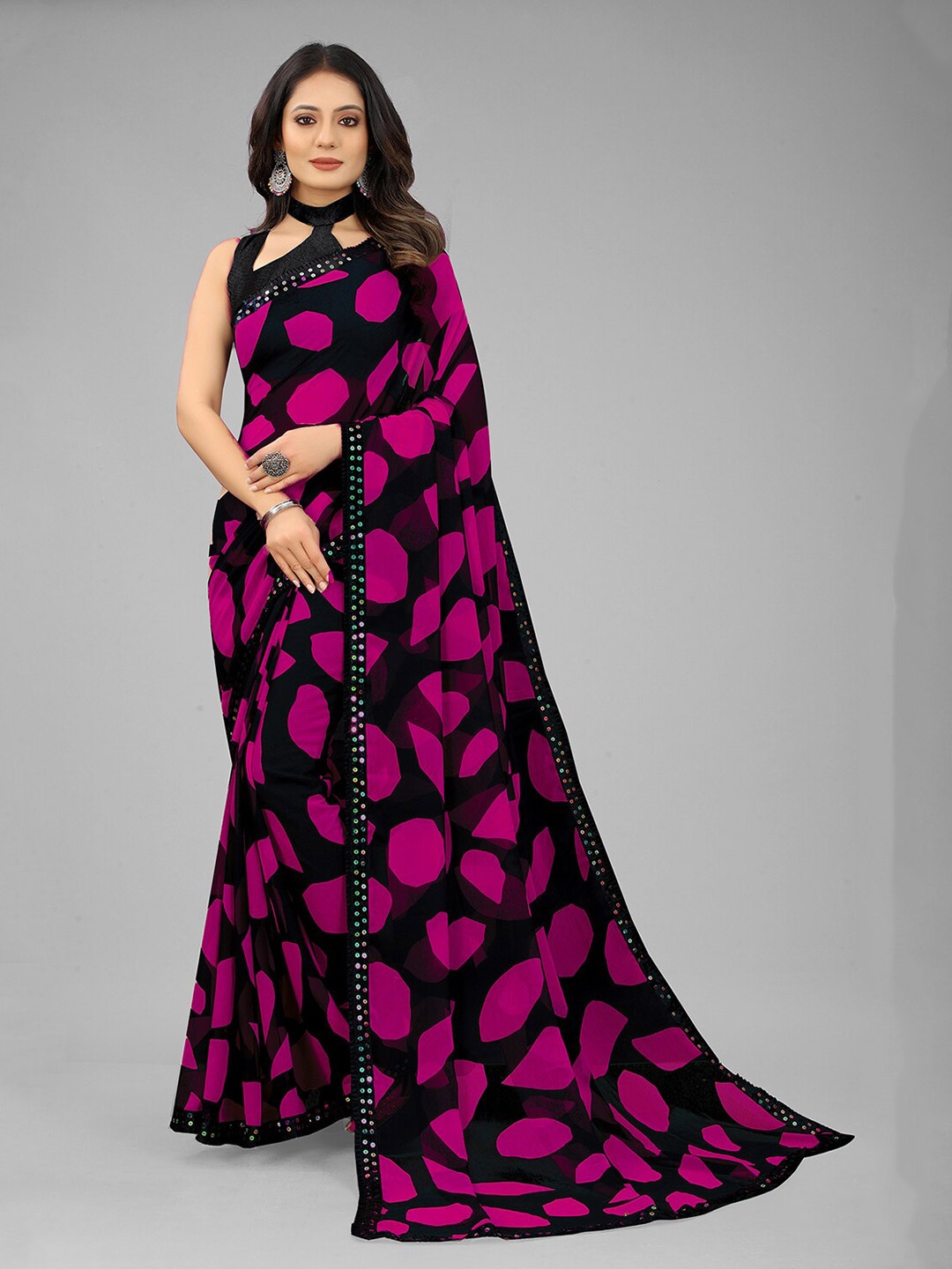 

Reeta Fashion Geometric Printed Pure Georgette Saree, Pink