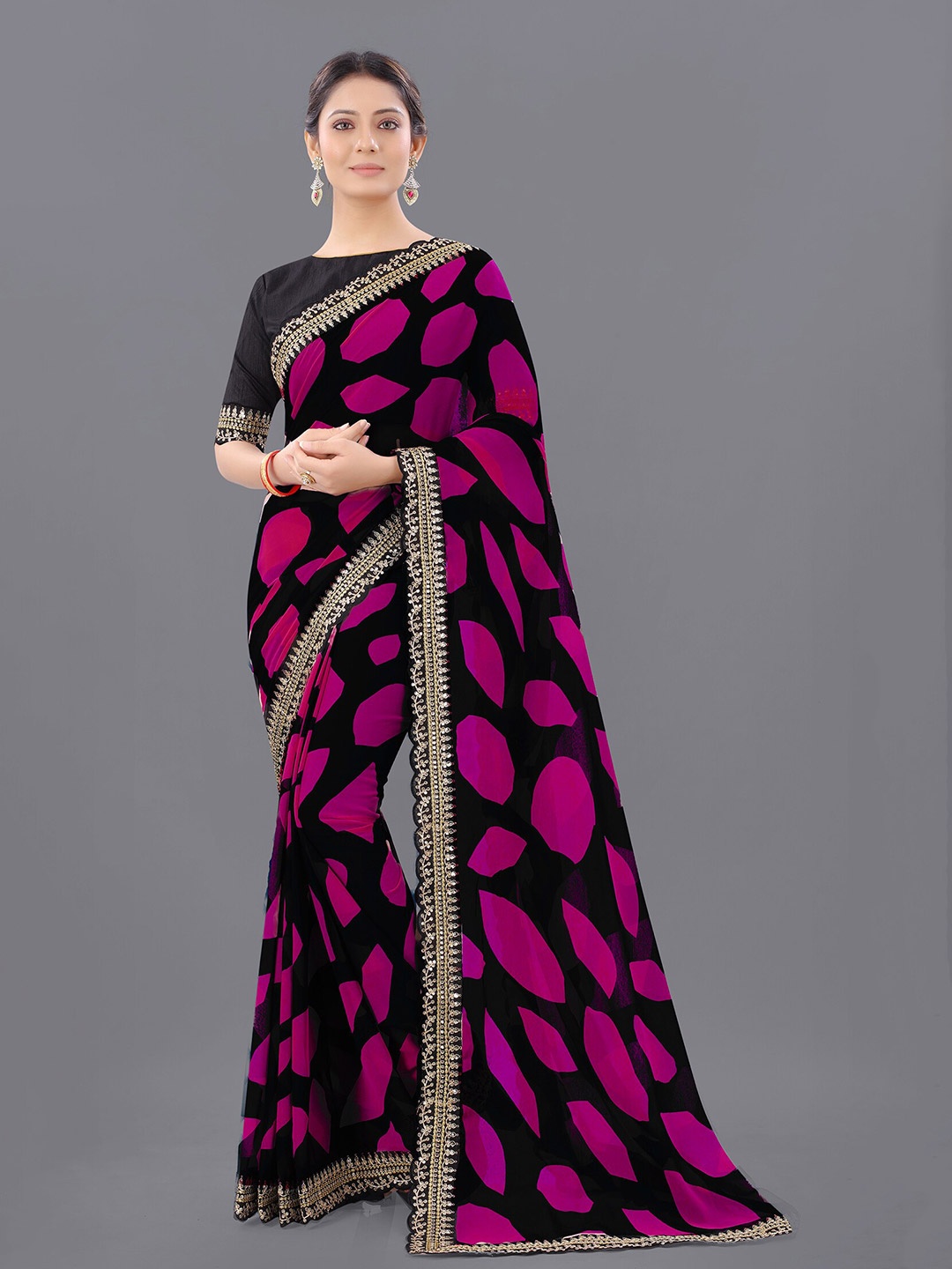 

Reeta Fashion Abstract Printed Pure Georgette Saree, Pink