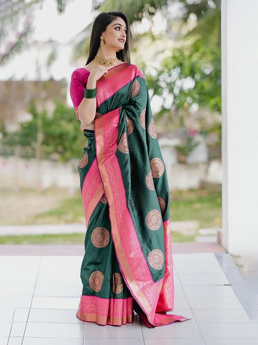 

Anjaneya Sarees Ethnic Woven Design Zari Silk Banarasi Saree, Green