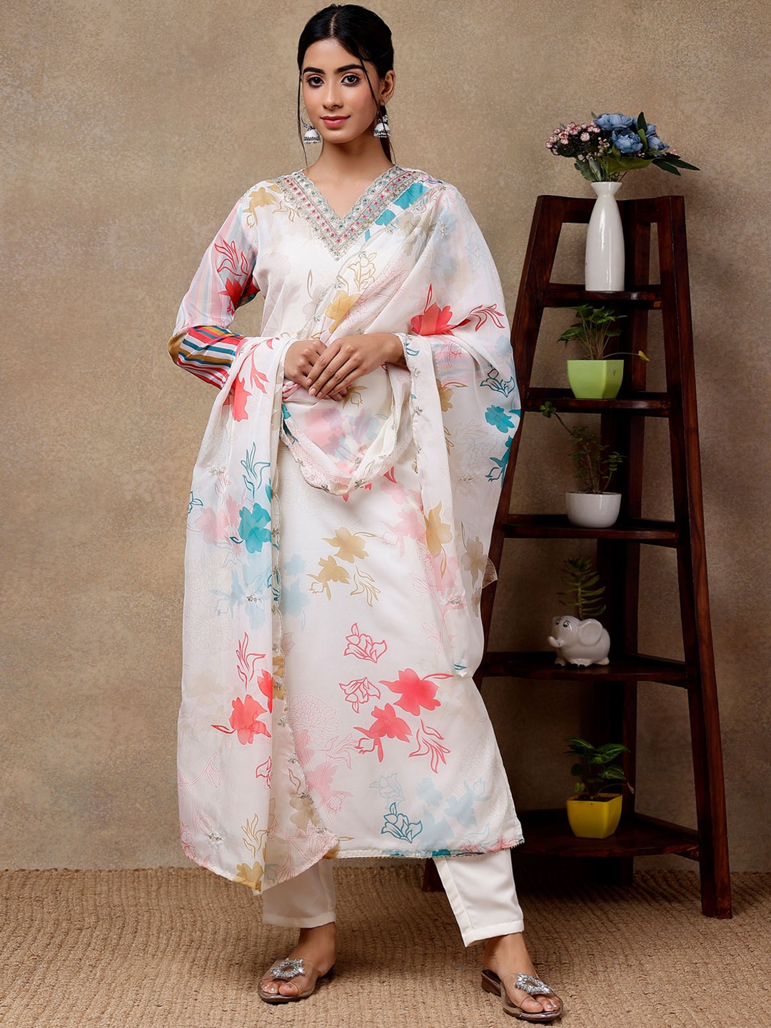

J.KANJI Floral Printed Regular Thread Work Kurta With Trousers & Dupatta, White