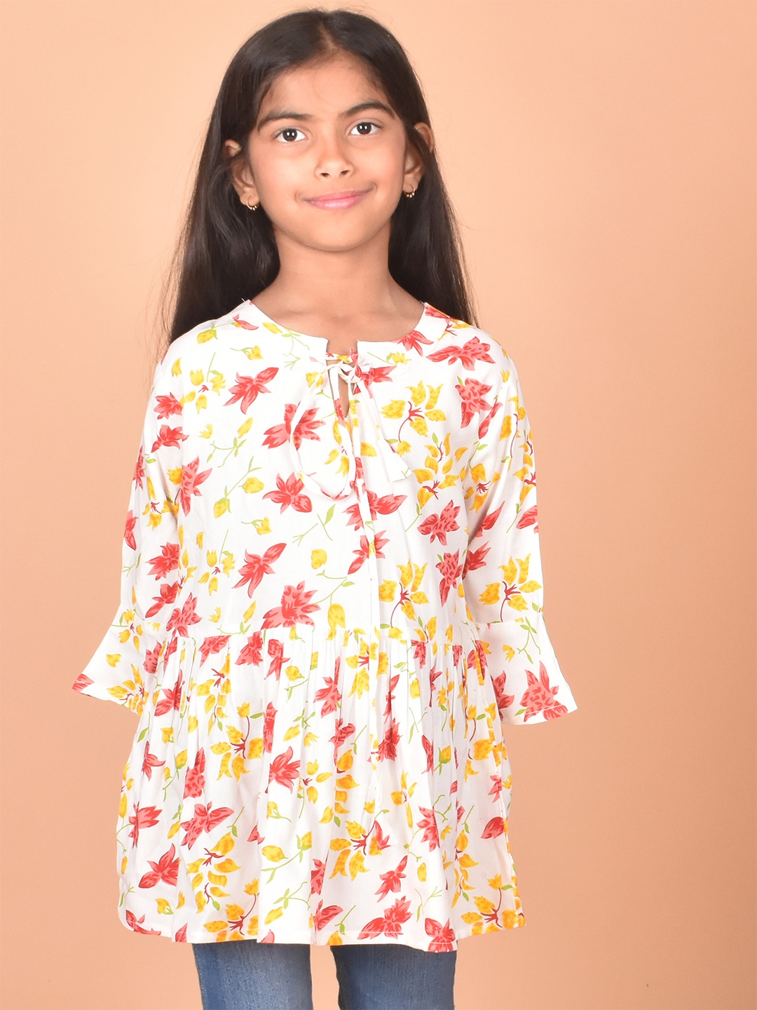 

misbis Floral Printed Tie-Up Neck A-line Top, White