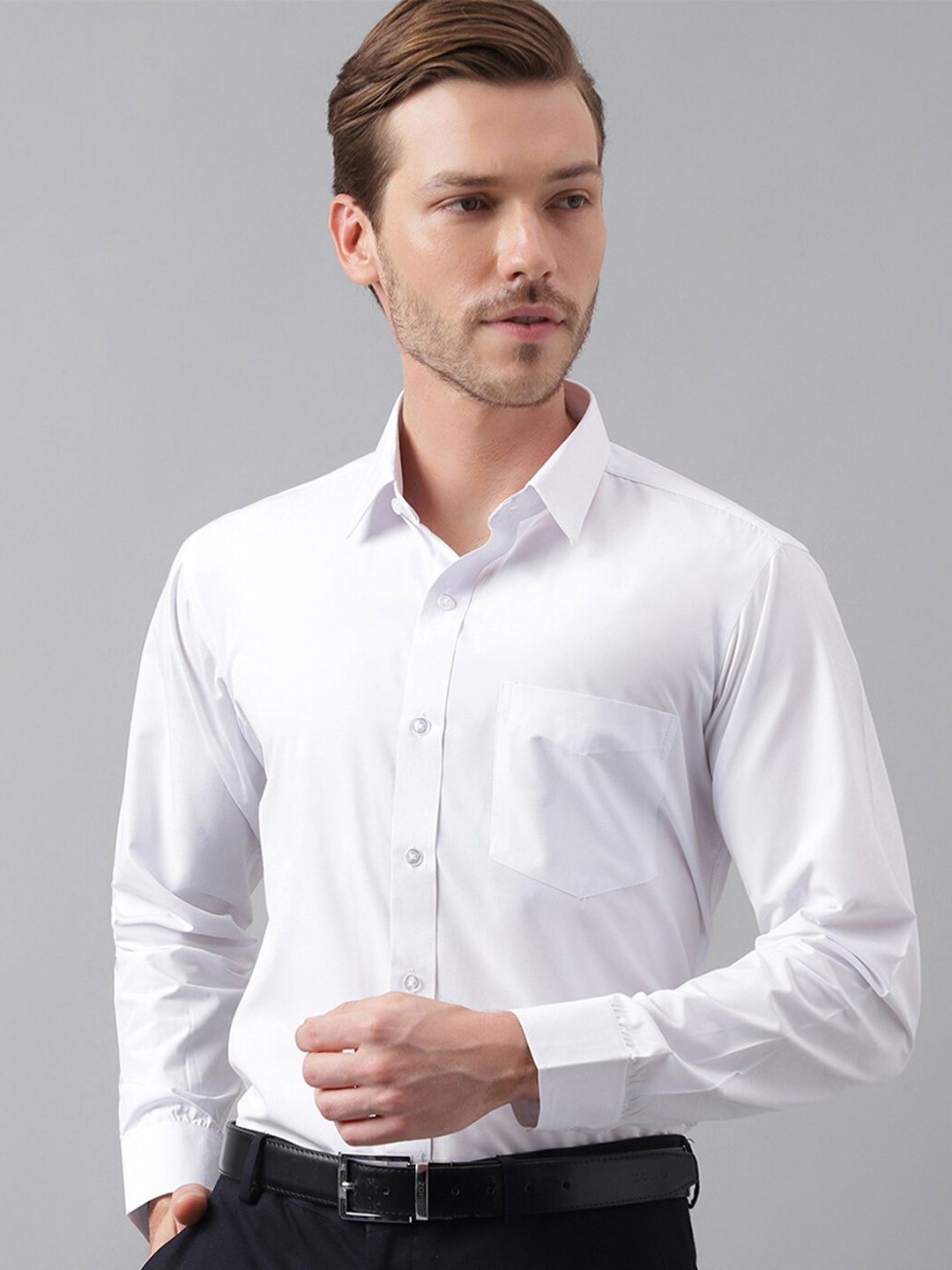 

Hancock Standard Slim Fit Wrinkle Resistant Spread Collar Formal Shirt, White