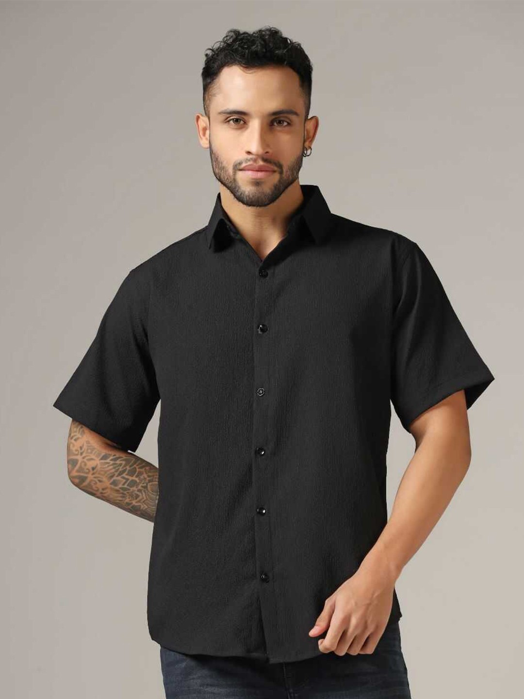 

GRECIILOOKS Classic Textured Self Design Short Sleeves Casual Shirt, Black