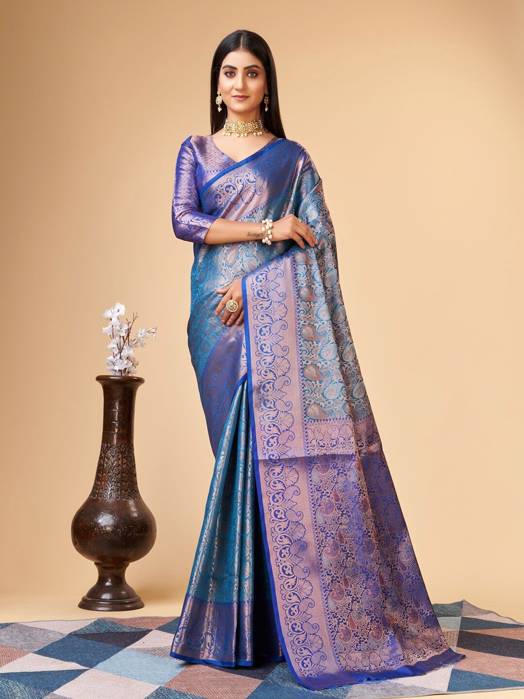 

Vilochan Ethnic Motifs Woven Design Zari Art Silk Banarasi Saree, Blue