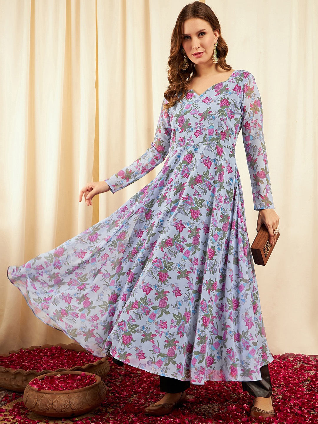 

BLACK SCISSOR Floral Printed Sweetheart Neck Georgette Maxi Ethnic Gown, Blue