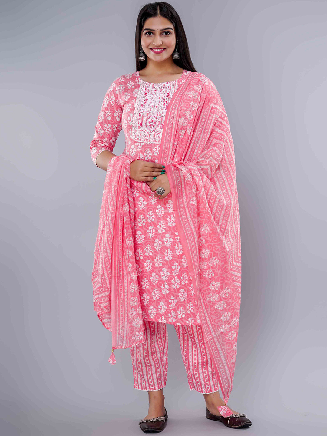 

IkDaiya Ethnic Motifs Printed Thread Work Pure Cotton Kurta With Trousers & Dupatta, Peach