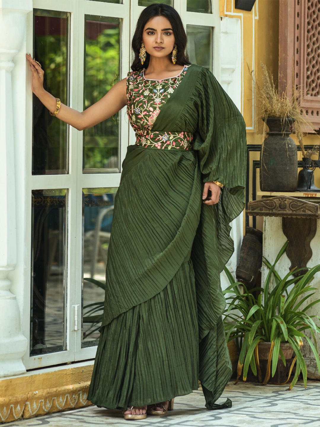 

Angroop Silk Cotton Ready to Wear Saree, Green