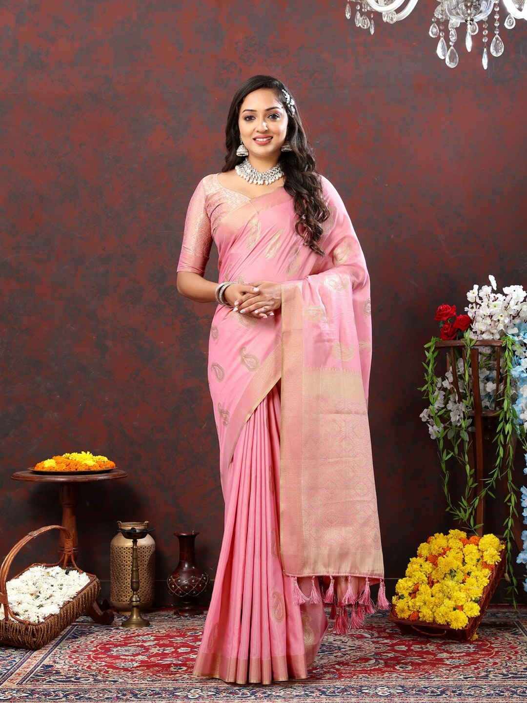 

KAPADIYA FAB Ethnic Printed Zari Organza Banarasi Saree with Tassels, Pink