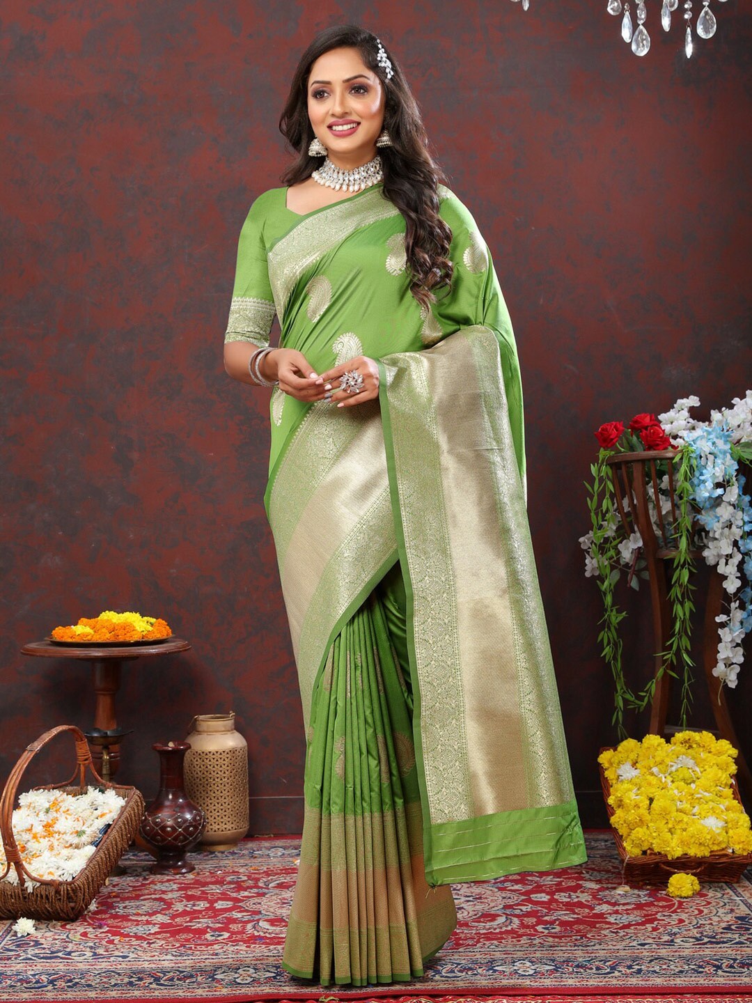 

KAPADIYA FAB Ethnic Motifs Zari Pure Silk Banarasi Saree, Green