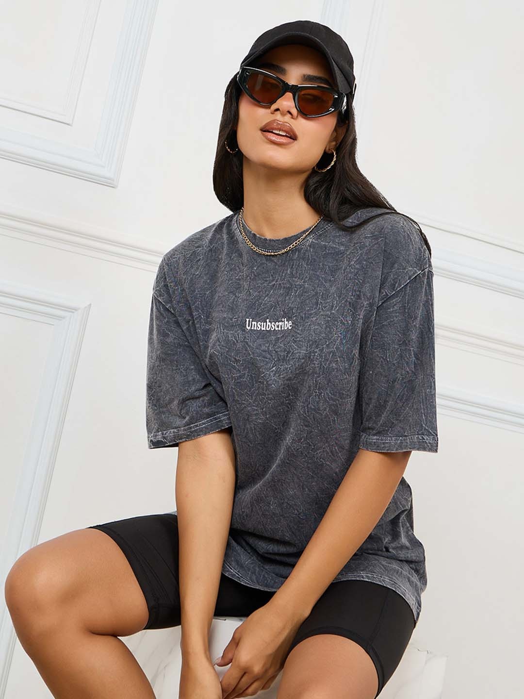 

Styli Black Acid Wash Round Neck Drop-Shoulder Sleeves Cotton Oversized Longline T-shirt