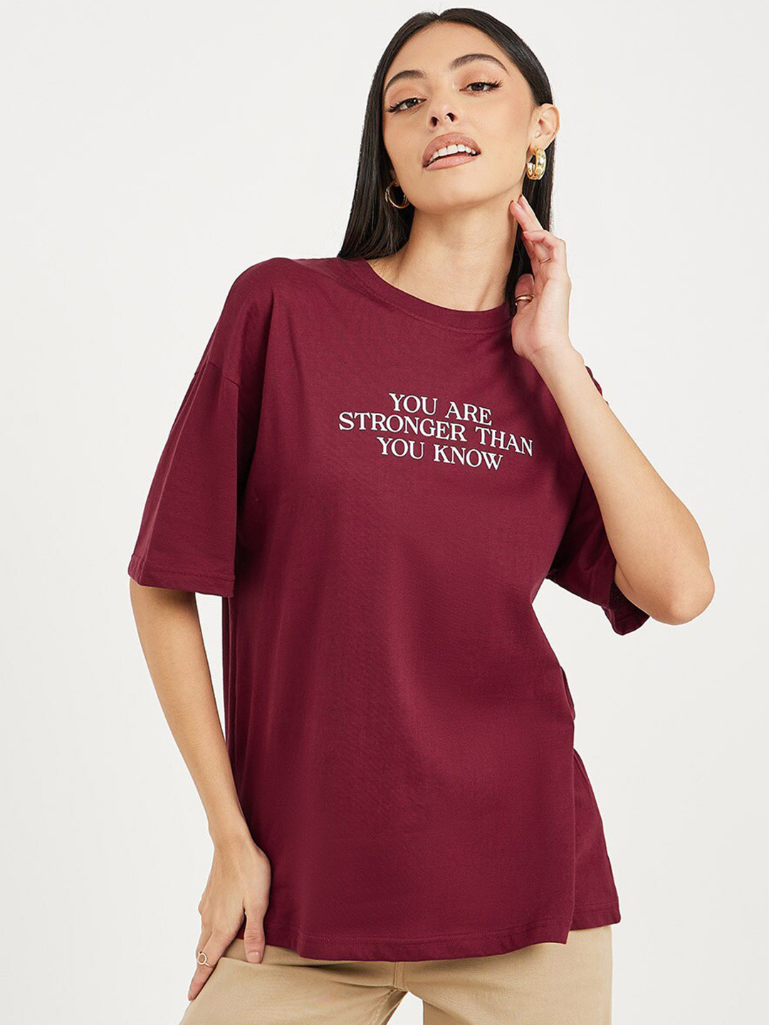 

Styli Typography Printed Drop-Shoulder Sleeves Oversized T-shirt, Red
