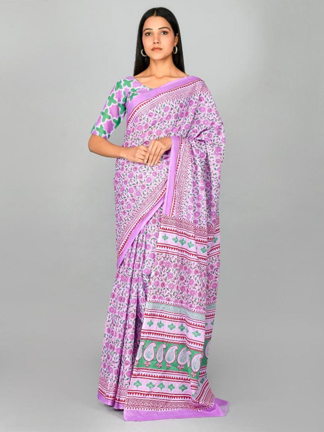

TROPWEAR Floral Printed Pure Cotton Saree, White