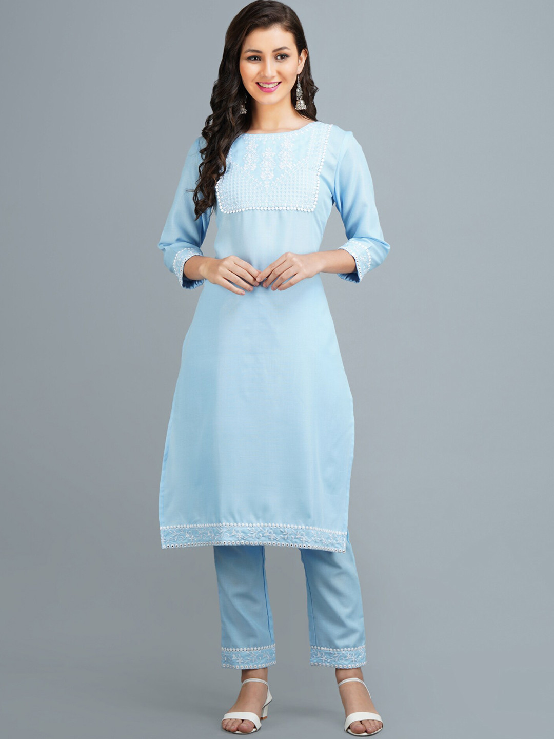 

MALANDRO Ethnic Motifs Embroidered Pure Cotton Kurta with Trousers, Turquoise blue
