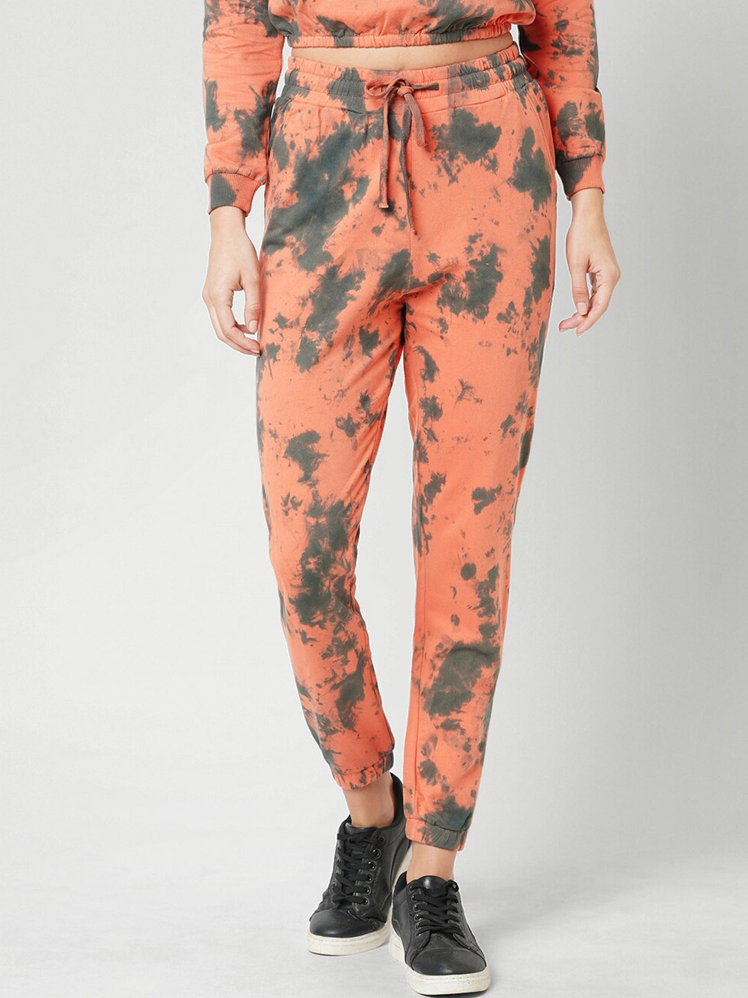 

Kraus Jeans Women Printed Loose Fit High-Rise Joggers Trousers, Orange