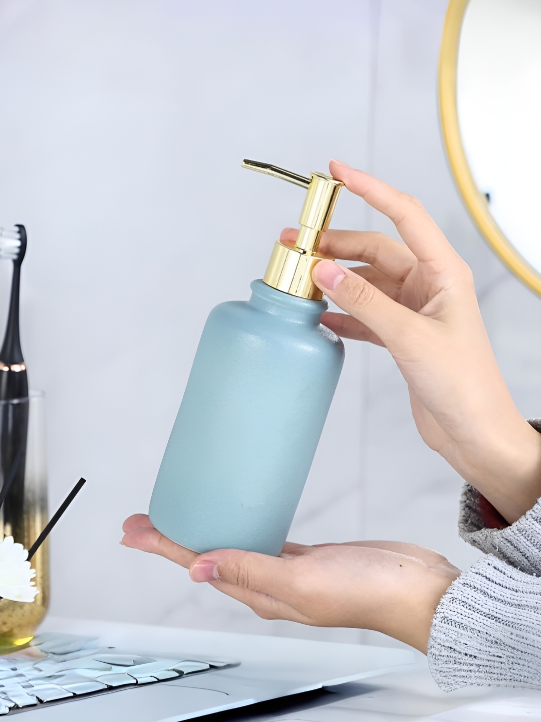 

USHA SHRIRAM Blue Ceramic Soap Dispenser 400 ml