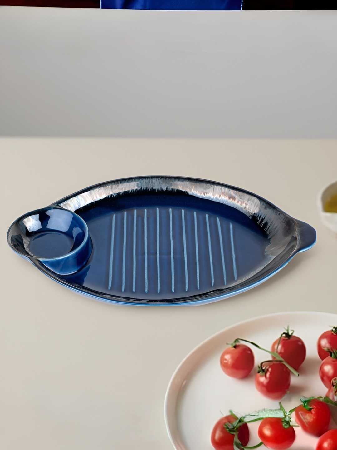 

USHA SHRIRAM Navy Blue & 1 Pieces Ceramic Core
