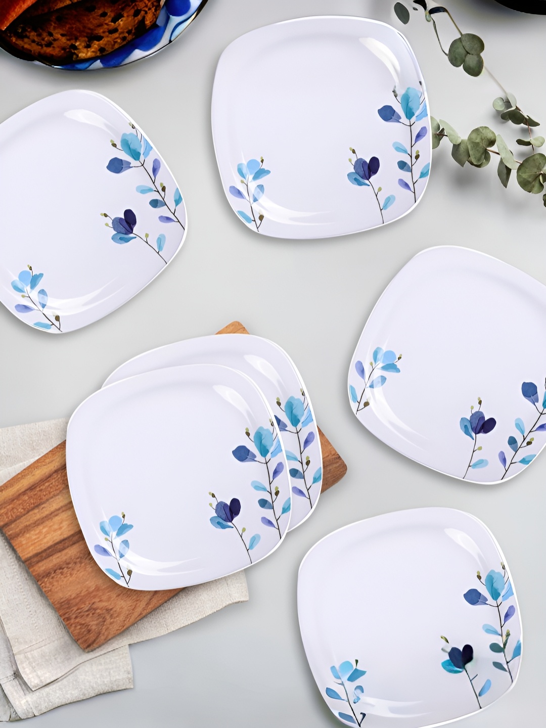

USHA SHRIRAM Blue & White 6 Pieces Melamine Plate
