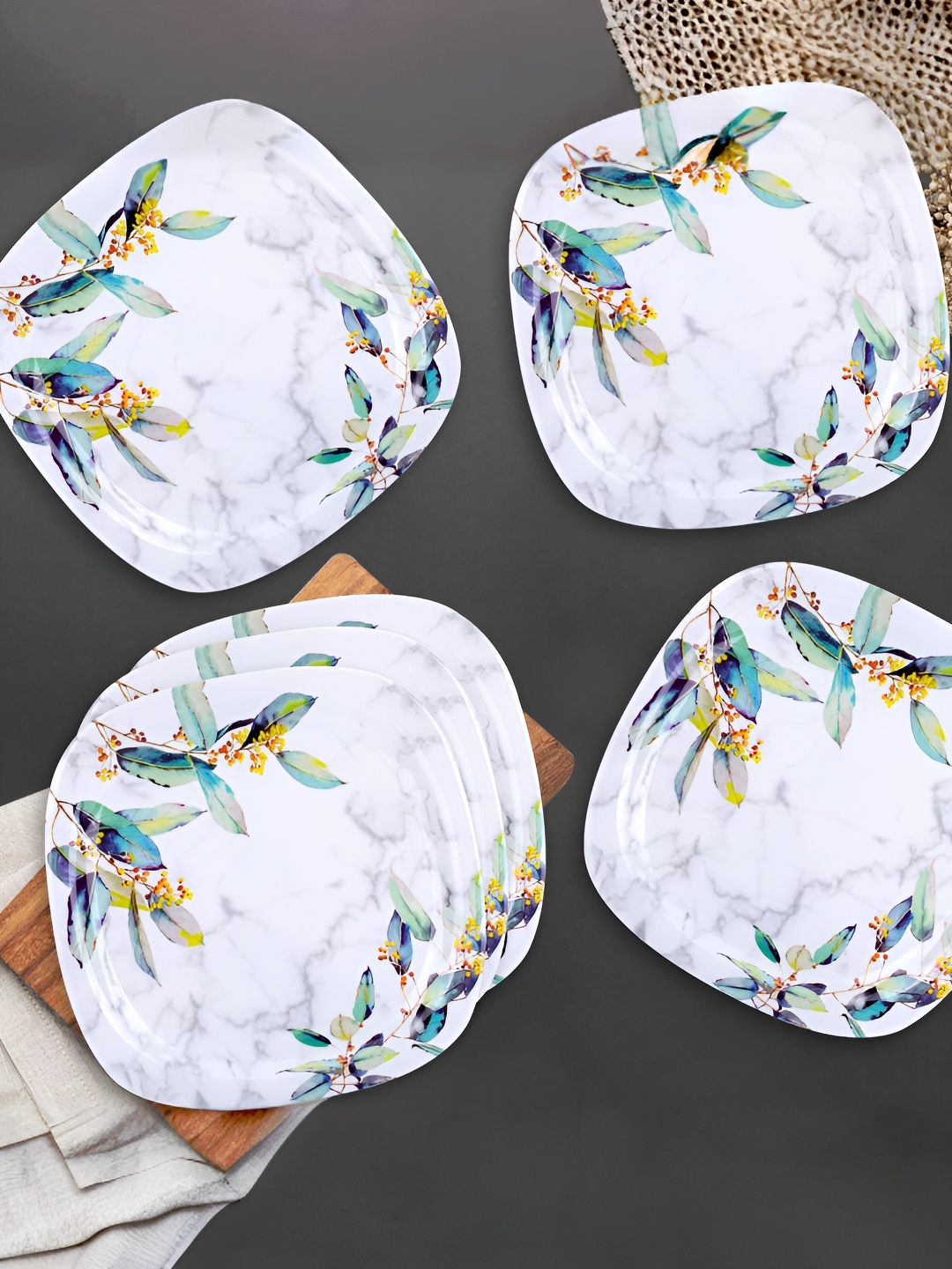 

USHA SHRIRAM White Blue 6 Pieces Floral Melamine Plate Set