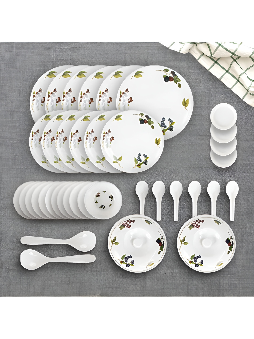 

USHA SHRIRAM Off White & Green 40 Pieces Melamine Dinner Set Core