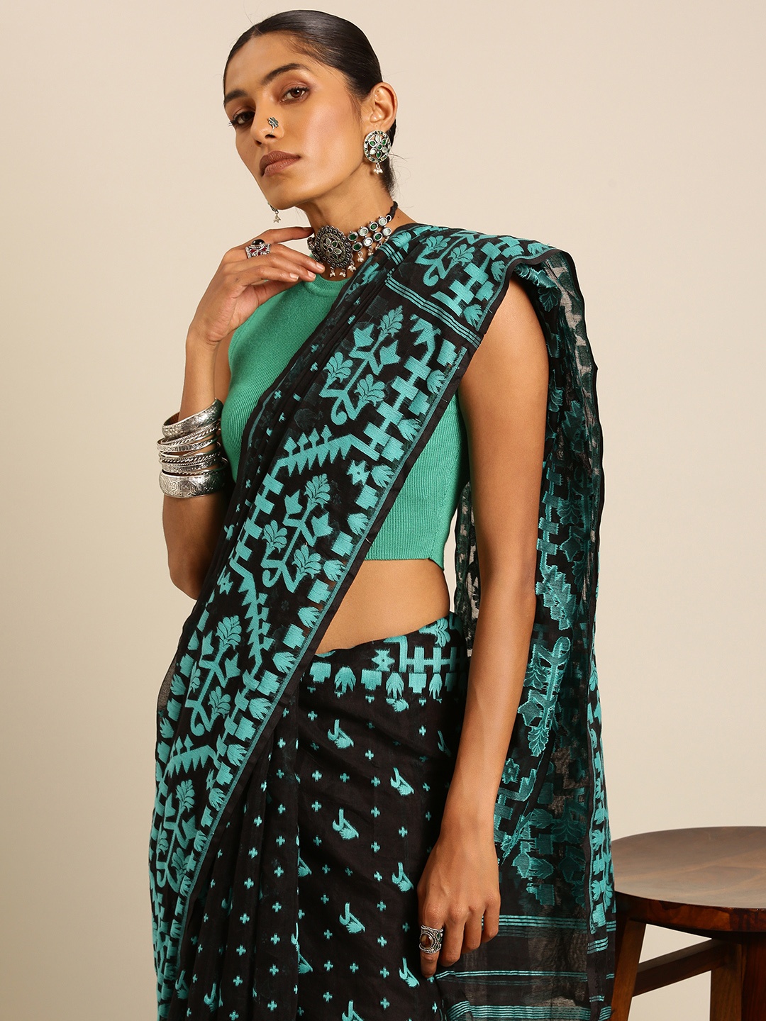 

Taavi Woven Design Jamdani Inspired Woven Legacy Saree, Black