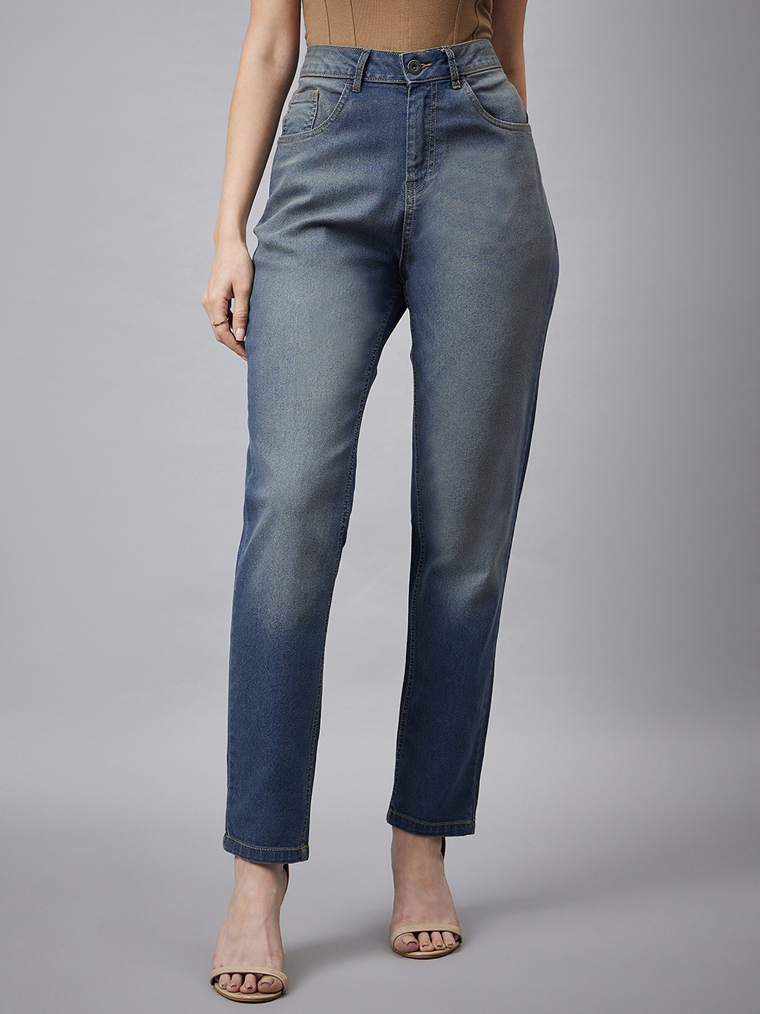 

Chemistry Women Comfort Relaxed Fit High-Rise Heavy Fade Stretchable Jeans, Blue