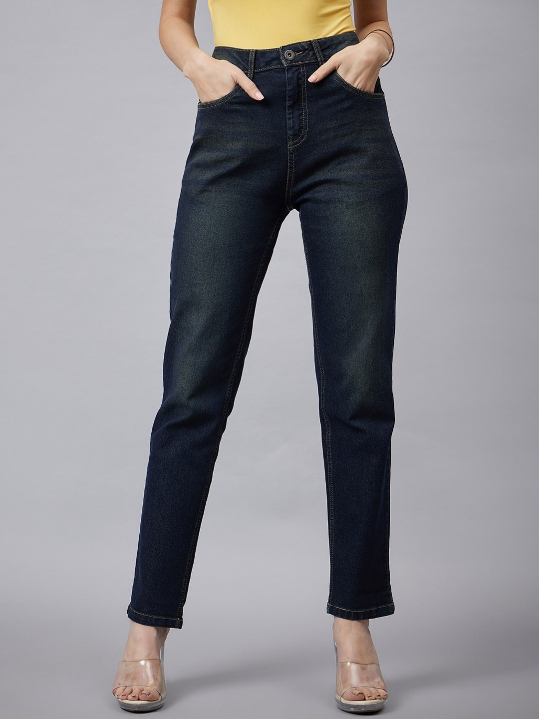 

Chemistry Women Comfort Relaxed Fit High-Rise Light Fade Stretchable Jeans, Blue