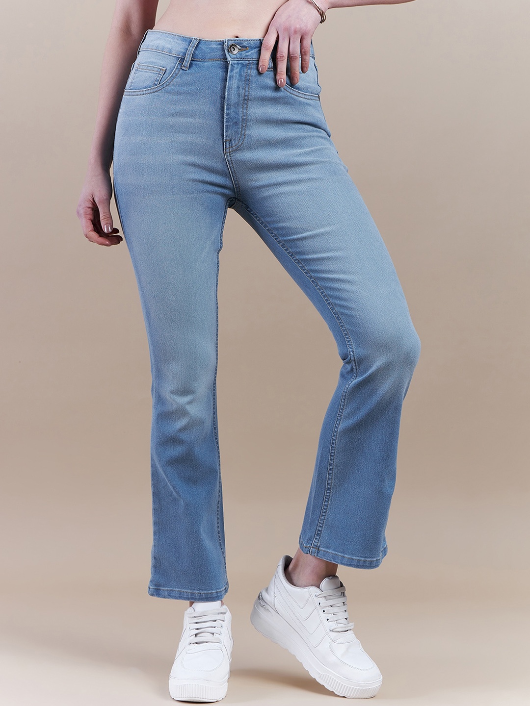 

The Roadster Lifestyle Co Women Blue Comfort Bootcut Clean Look Stretchable Jeans