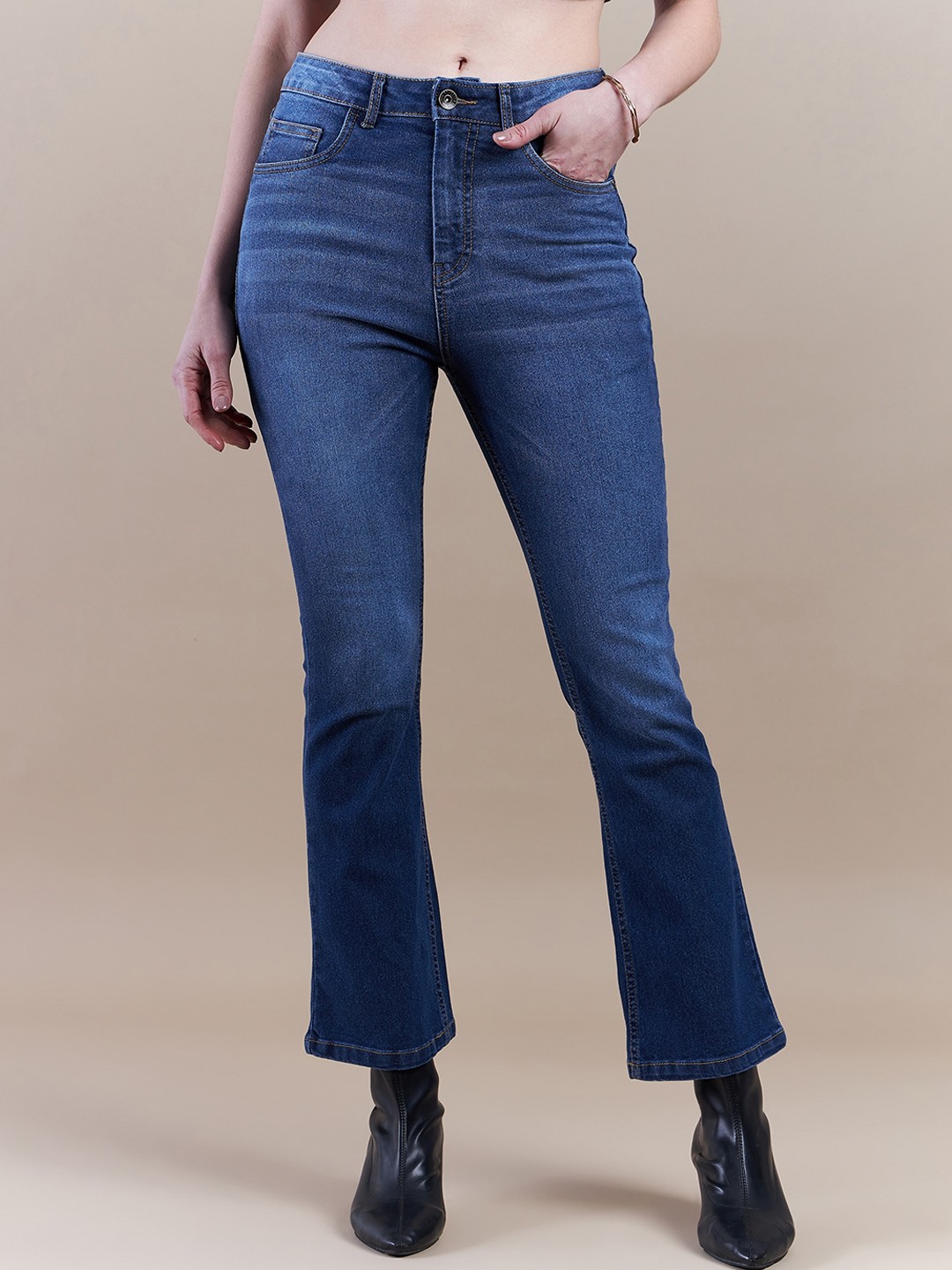 

The Roadster Lifestyle Co. Women Comfort High Rise Slim Fit Bootcut Jeans, Blue