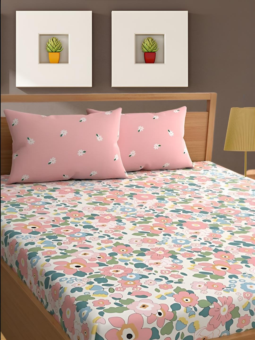 

Bajo's White & Pink Floral Printed Cotton 350 TC King Bedsheet With 2 Pillow Covers