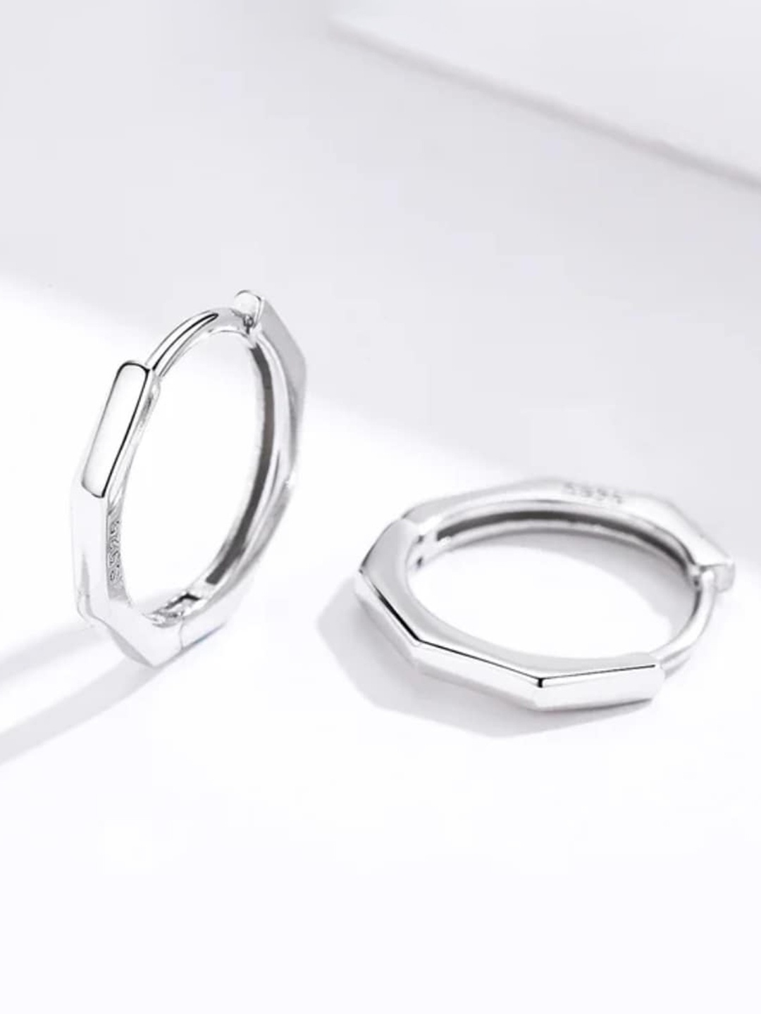 

SALTY Men Titan Twists Circular Hoop Earrings, Silver