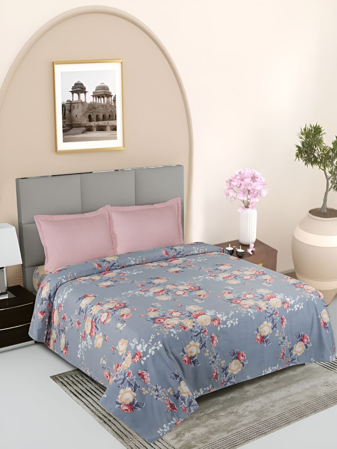 

GAPU & BALY Grey & Red Floral Printed 120 TC King Bedsheet With 2 Pillow Covers